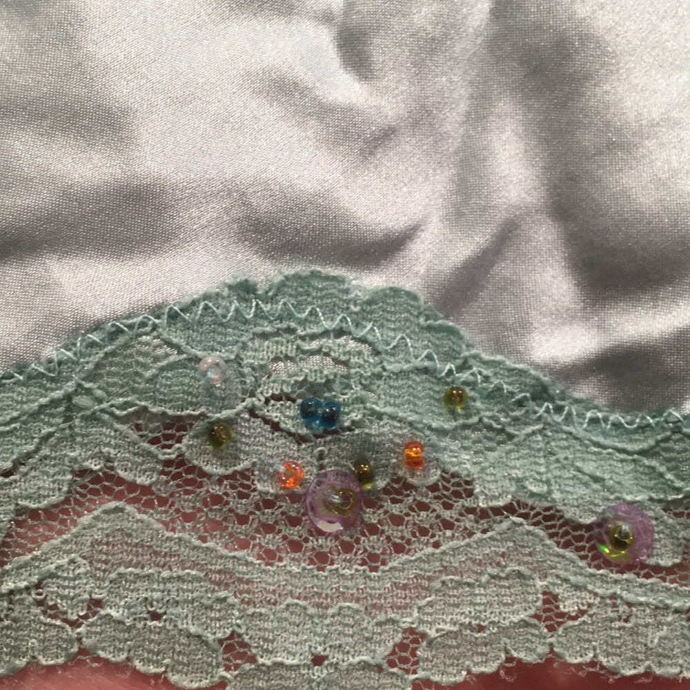NWOT Silk Tank with Lace & Beading Trim Going Out Top - Picture 2 of 10